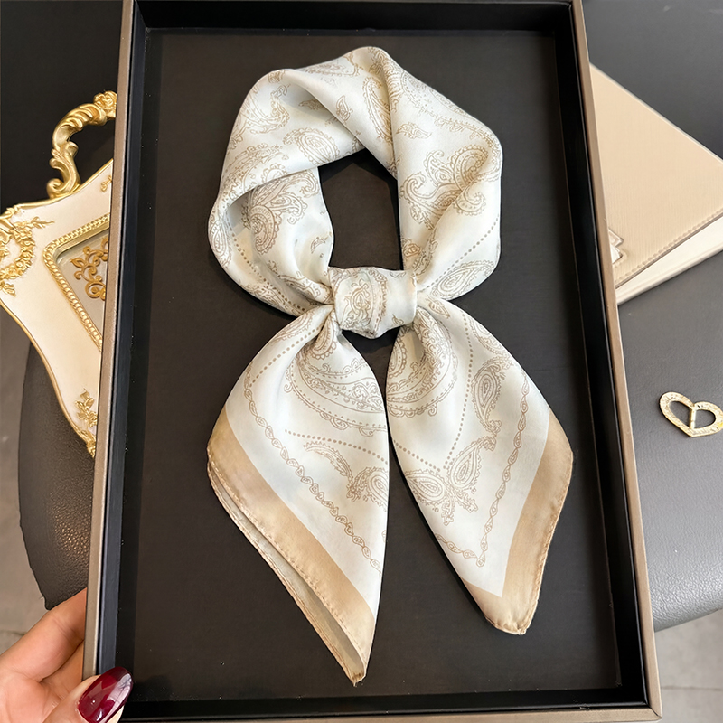 Винтажный бежевый квадратный п – обзор и цена Ascot Neck Scarf