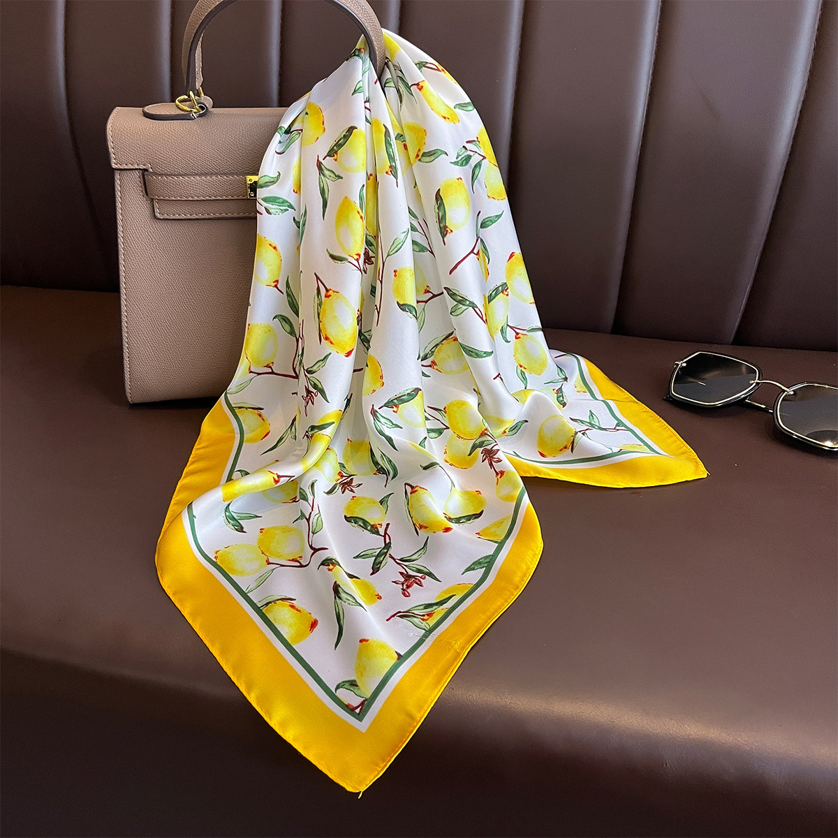 Новинка 2025 года, квадратный  – обзор и цена Face Scarf Mask